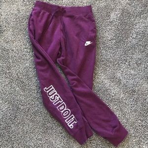 Nike jogging pants